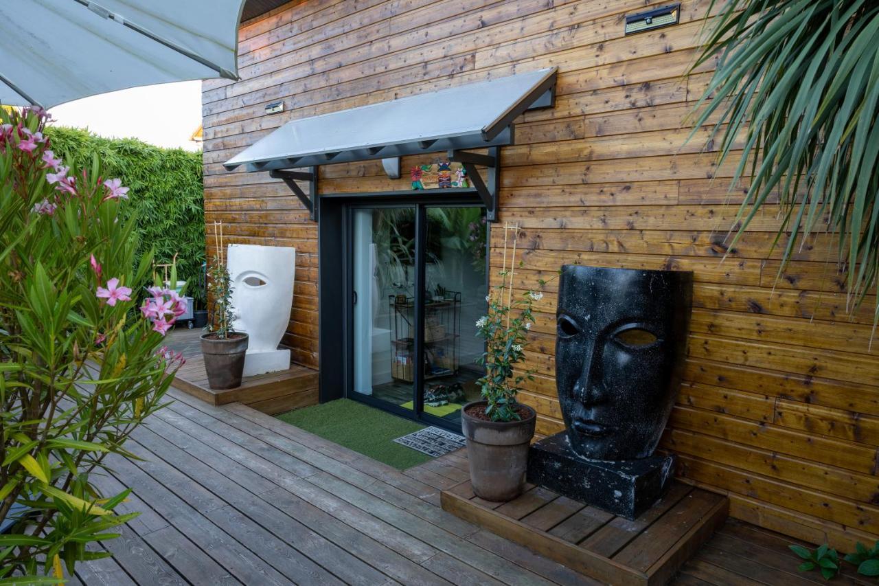 Les Petits Bambous Apartment กูฌ็อง-เมสทราส ภายนอก รูปภาพ