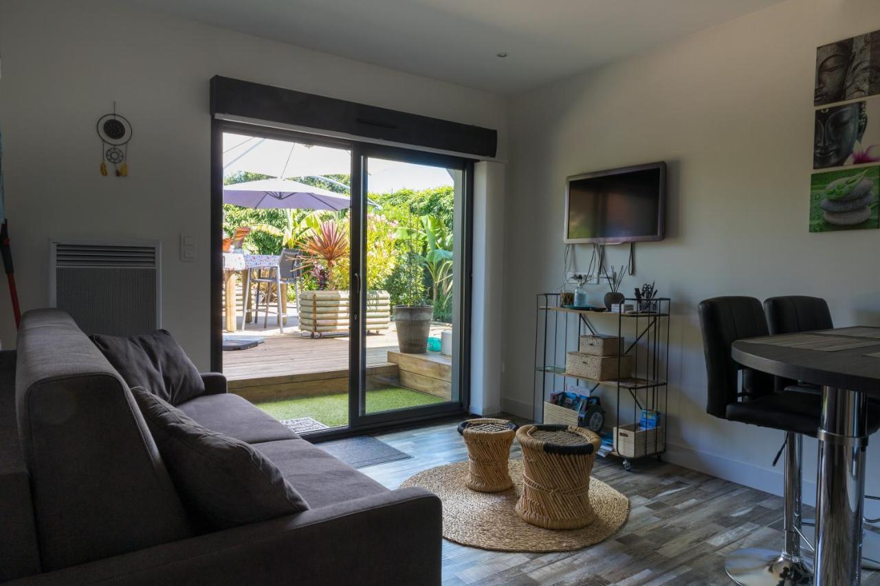 Les Petits Bambous Apartment กูฌ็อง-เมสทราส ภายนอก รูปภาพ